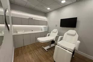 2820 NE 214th St, Aventura, FL 33180 - Photo 1