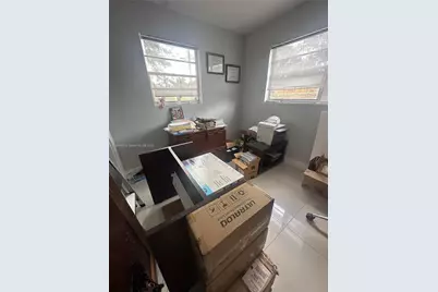 7111 Taft Street, Hollywood, FL 33024 - Photo 15