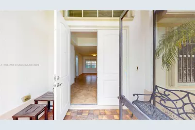 12922 SW 221st St, Miami, FL 33170 - Photo 7