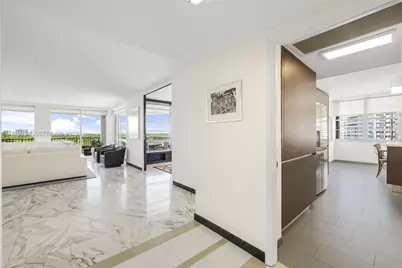 5660 Collins Ave #8D, Miami Beach, FL 33140 - Photo 13