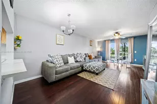 9258 NW 1st St, Pembroke Pines, FL 33024 - Photo 7