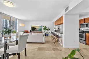 1200 Brickell Bay Dr, Miami, FL 33131 - Photo 15