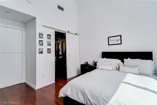 1060 Brickell Ave, Miami, FL 33131 - Photo 13