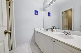 18551 NW 14th St, Pembroke Pines, FL 33029 - Photo 23