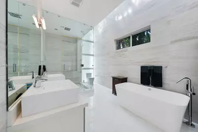 3861 Kumquat Ave, Coconut Grove, FL 33133 - Photo 15