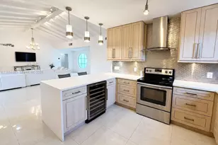 2830 NE 56th Ct, Fort Lauderdale, FL 33308 - Photo 7
