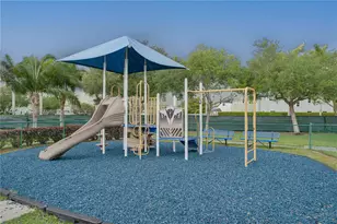 2819 SE 1st Dr, Homestead, FL 33033 - Photo 7