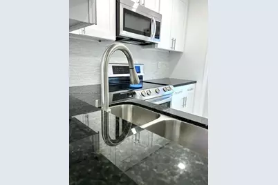 5051 W Oakland Park Blvd #204, Lauderdale Lakes, FL 33313 - Photo 9