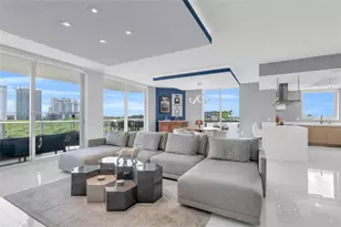 17111 Biscayne Blvd, North Miami Beach, FL 33160 - Photo 5
