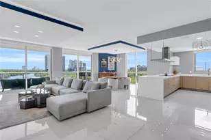 17111 Biscayne Blvd, North Miami Beach, FL 33160 - Photo 3