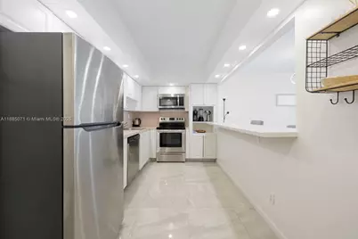 19370 Collins Ave #1425, Sunny Isles Beach, FL 33160 - Photo 9