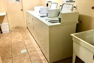 17560 Atlantic Blvd, Sunny Isles Beach, FL 33160 - Photo 43