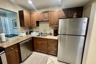 17560 Atlantic Blvd, Sunny Isles Beach, FL 33160 - Photo 13