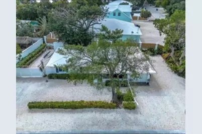 275 Pueblo St, Tavernier, FL 33036 - Photo 5