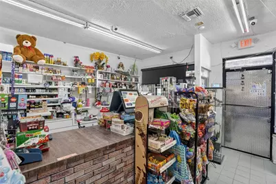 Convenience Store For Sale in Miami, Miami, FL 33135 - Photo 7