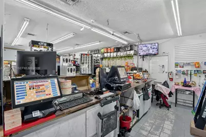 Convenience Store For Sale in Miami, Miami, FL 33135 - Photo 9