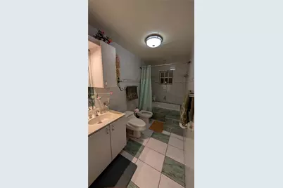 900 W 50th Pl, Hialeah, FL 33012 - Photo 15