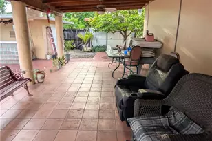 900 W 50th Pl, Hialeah, FL 33012 - Photo 27