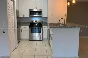 7290 NW 114th Ave, Doral, FL 33178 - Photo 1