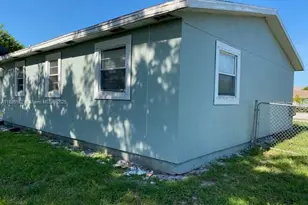 849 SW Bayshore Blvd, Port Saint Lucie, FL 34983 - Photo 15