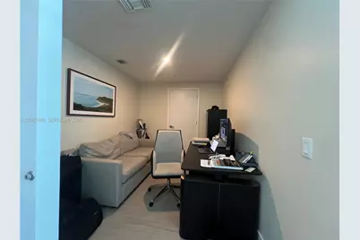 1080 Brickell Ave #2206, Miami, FL 33131 - Photo 19