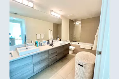 1080 Brickell Ave #2206, Miami, FL 33131 - Photo 13