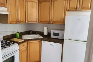 315 Eucalyptus St, West Palm Beach, FL 33401 - Photo 1