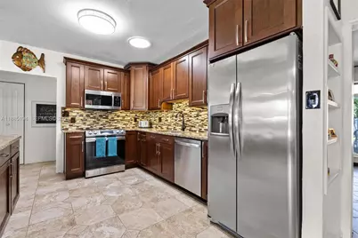 53 NW 19th St, Homestead, FL 33030 - Photo 19