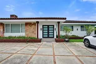 3784 Sheridan Ave, Miami Beach, FL 33140 - Photo 1