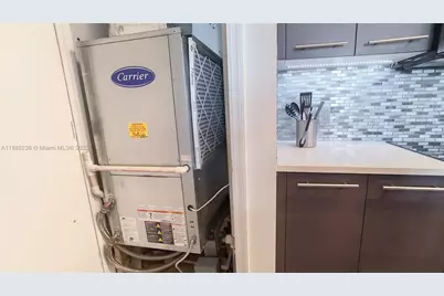 55 SE 6th St #3403, Miami, FL 33131 - Photo 27