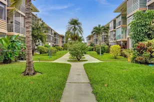 1395 NE 167th St, Miami, FL 33162 - Photo 1