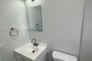 245 NE 191st St, Miami, FL 33179 - Photo 7