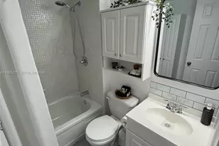 109 Royal Pk Dr, Oakland Park, FL 33309 - Photo 21