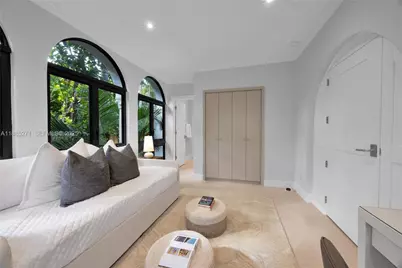 3700 Hibiscus St, Miami, FL 33133 - Photo 25