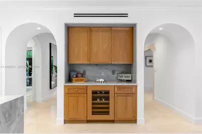 3700 Hibiscus St, Miami, FL 33133 - Photo 17