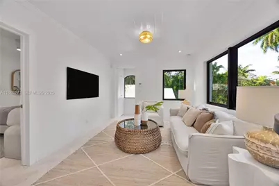 3700 Hibiscus St, Miami, FL 33133 - Photo 55