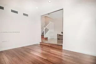 1024 NE 207th Terrace, Miami, FL 33179 - Photo 11