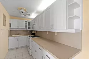 200 S Birch Rd, Fort Lauderdale, FL 33316 - Photo 17