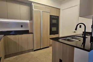 18911 Collins Ave, Sunny Isles Beach, FL 33160 - Photo 9