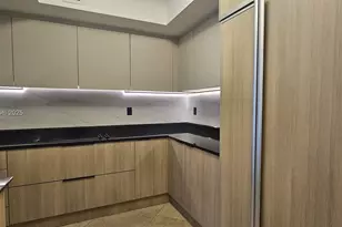 18911 Collins Ave, Sunny Isles Beach, FL 33160 - Photo 7