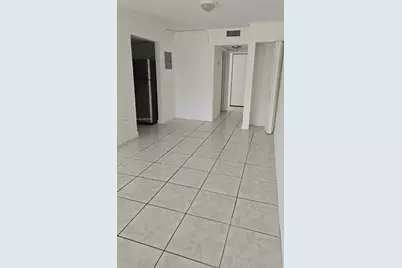 1885 NE 121st St #17, North Miami, FL 33181 - Photo 3