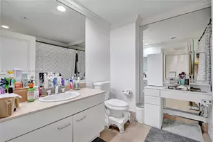 21150 Point Pl, Aventura, FL 33180 - Photo 47