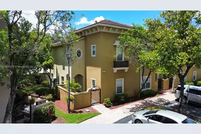 2851 W Prospect Rd #704, Tamarac, FL 33309 - Photo 1