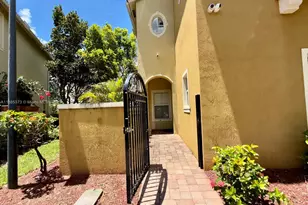 2851 W Prospect Rd, Tamarac, FL 33309 - Photo 7