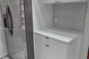 2843 S Bayshore Dr, Miami, FL 33133 - Photo 9