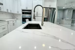1013 SW Deauville Ave, Port Saint Lucie, FL 34953 - Photo 13