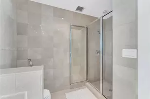 19955 NE 38th Ct, Aventura, FL 33180 - Photo 23