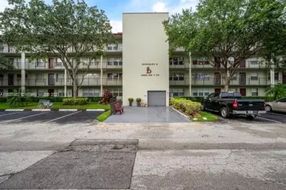 13255 SW 7th Ct #403D, Pembroke Pines, FL 33027 - Photo 1