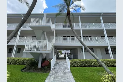 462 Golden Isles Dr #211, Hallandale Beach, FL 33009 - Photo 3