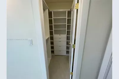 462 Golden Isles Dr #211, Hallandale Beach, FL 33009 - Photo 17